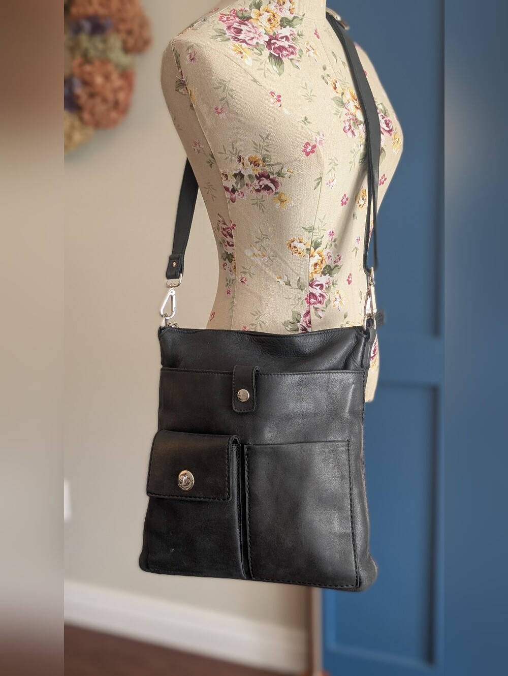 Roots Canadian Villager Cervino Classic black Genuine Leather